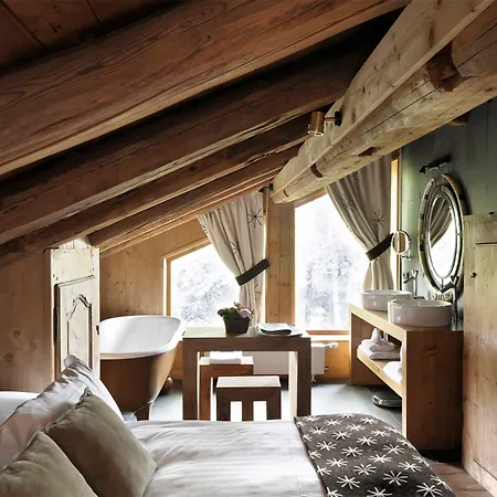 Les Fermes De Marie Hotel 5*